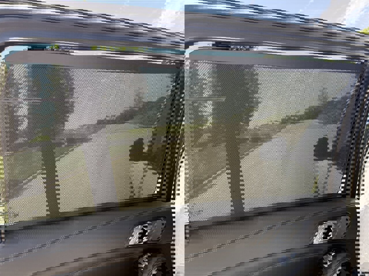 Used 2023 BMW X7 xDrive40i w/ Premium Package image 45