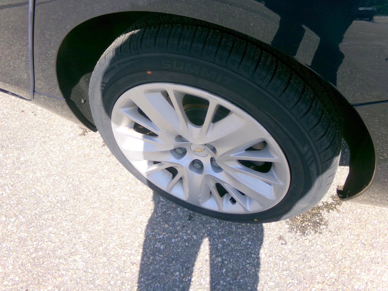 Used 2015 Chevrolet Impala LS w/ LS Convenience Package FWD image 10