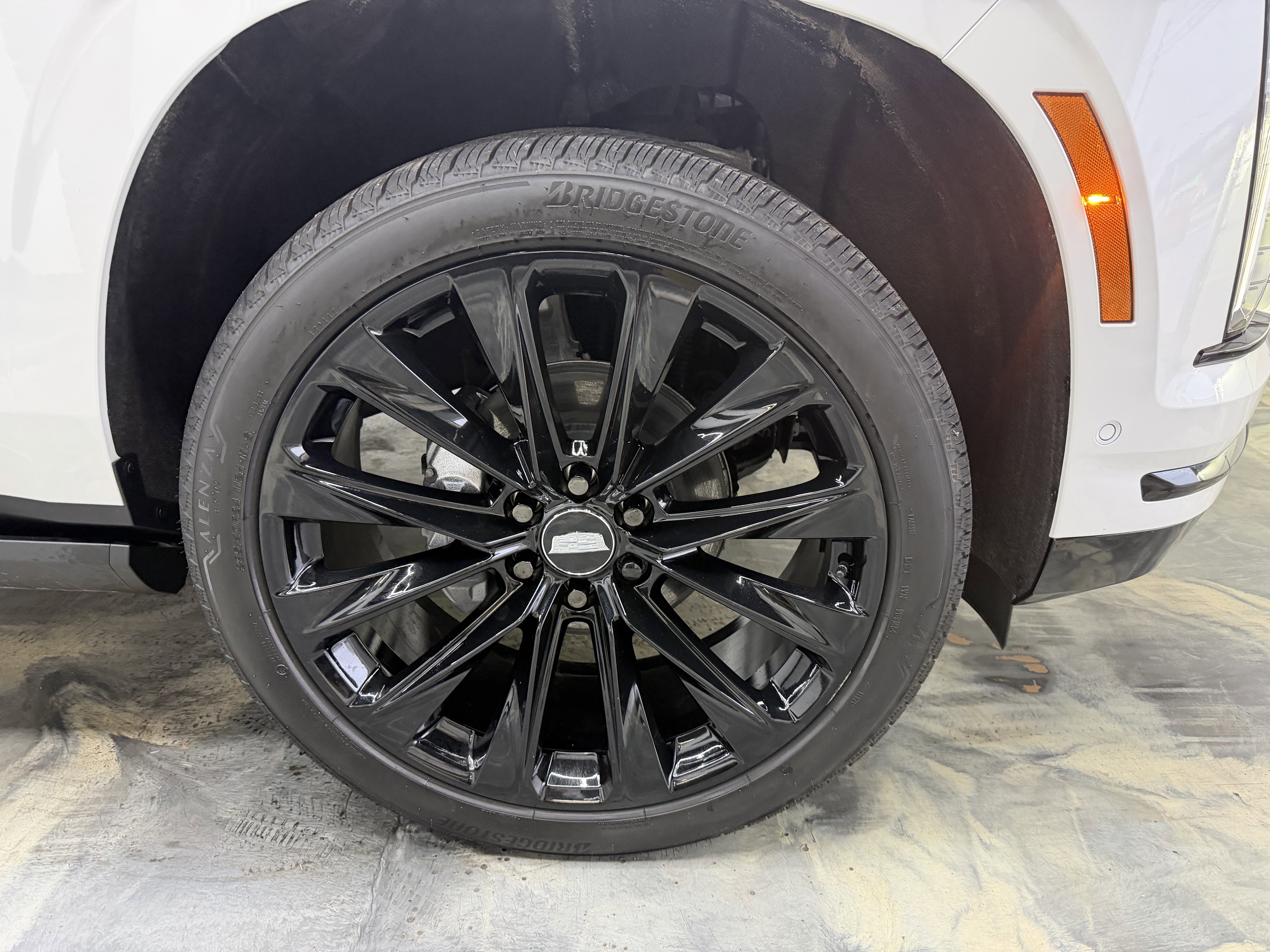 Used 2025 Cadillac Escalade Sport Platinum w/ LPO, ONYX Package image 33