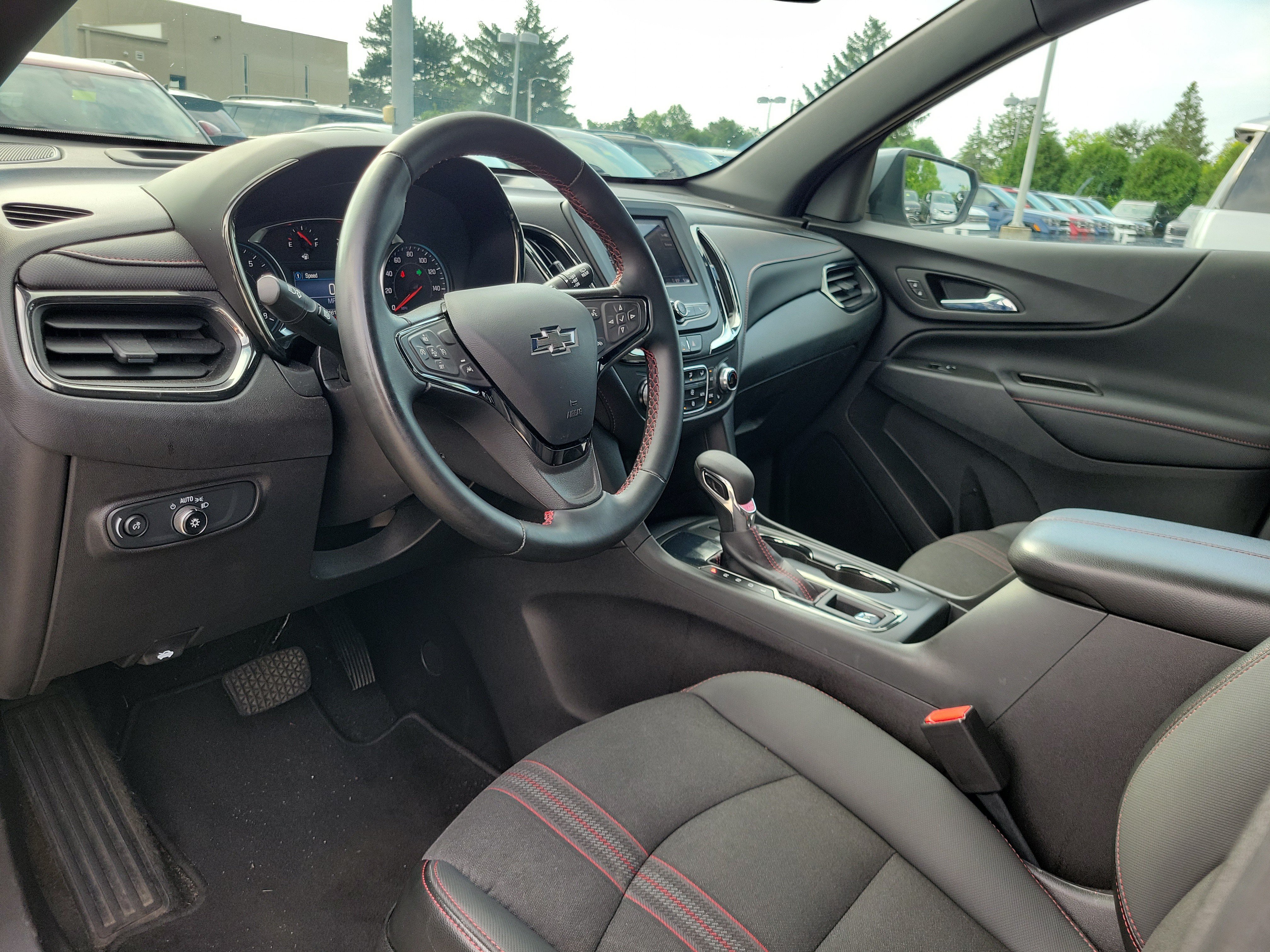 Used 2024 Chevrolet Equinox RS FWD image 19