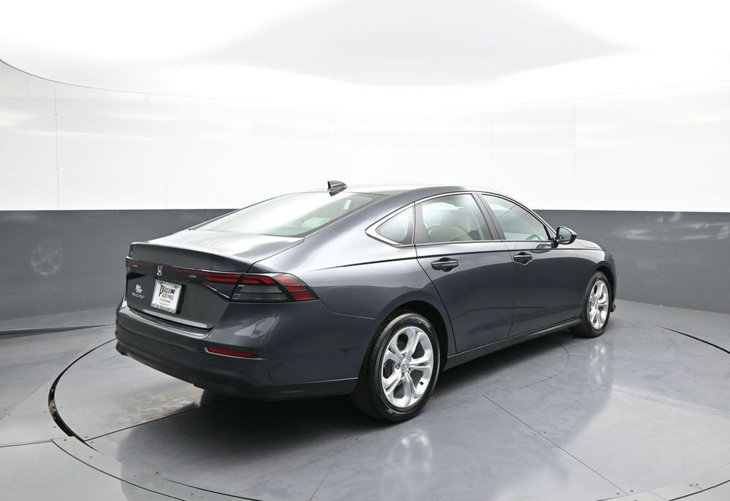 Certified 2023 Honda Accord LX image 6
