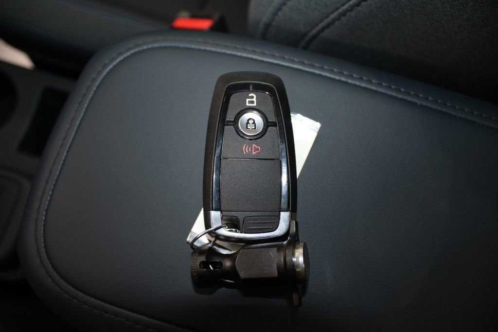 New 2025 Ford Maverick XLT image 51