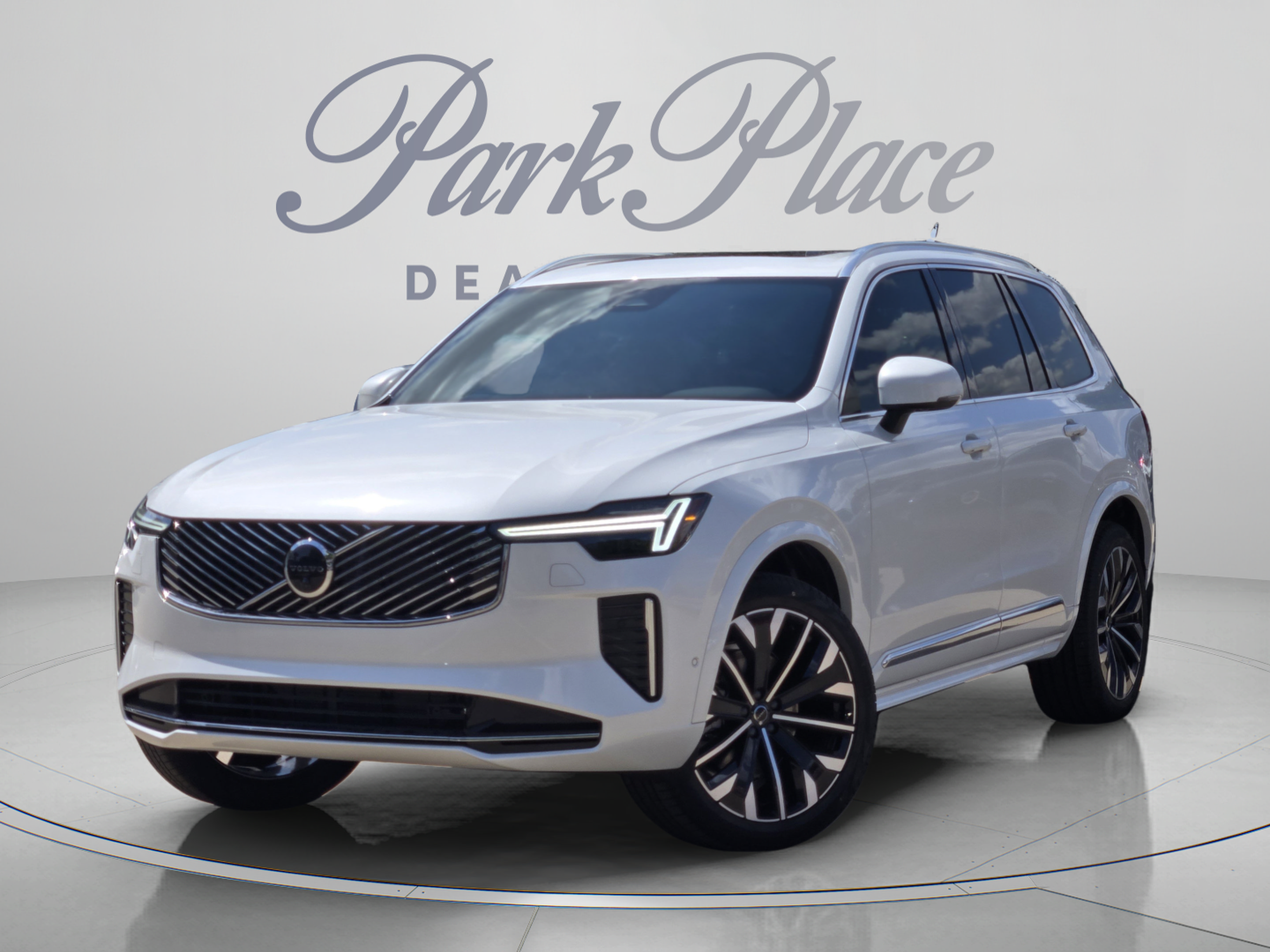 New 2026 Volvo XC90 B5 Plus w/ Protection Package Premier
