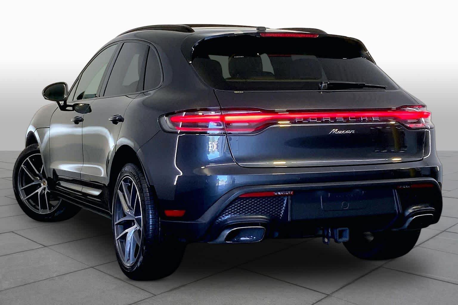 Used 2024 Porsche Macan AWD/4WD image 12
