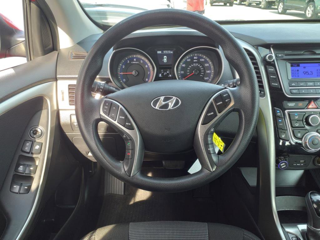 Used 2016 Hyundai Elantra GT FWD image 5