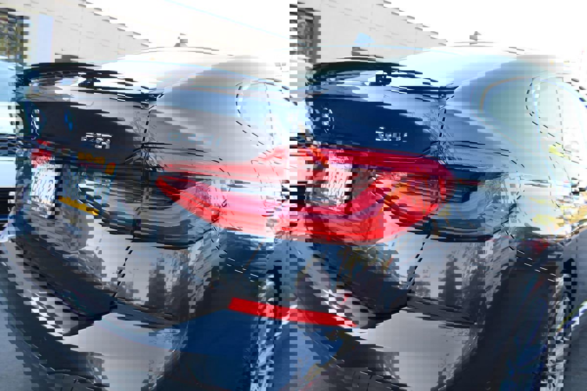 Used 2018 BMW 640i Gran Turismo xDrive image 19