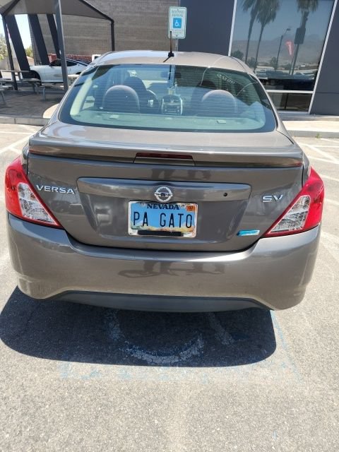 Used 2015 Nissan Versa SV FWD image 5
