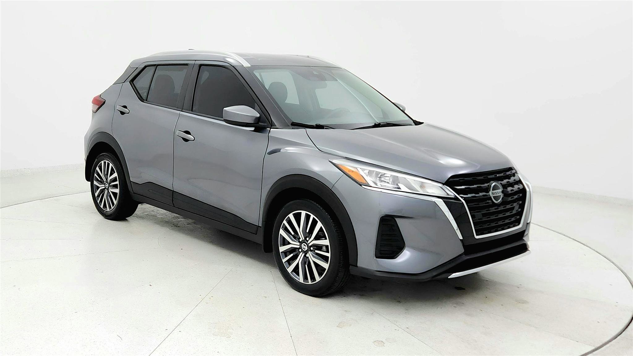 Used 2021 Nissan Kicks SV FWD image 7