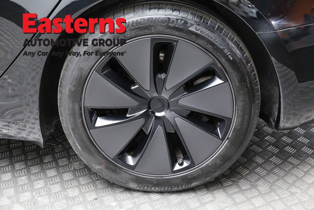 Used 2024 Tesla Model 3 Standard Range RWD image 8