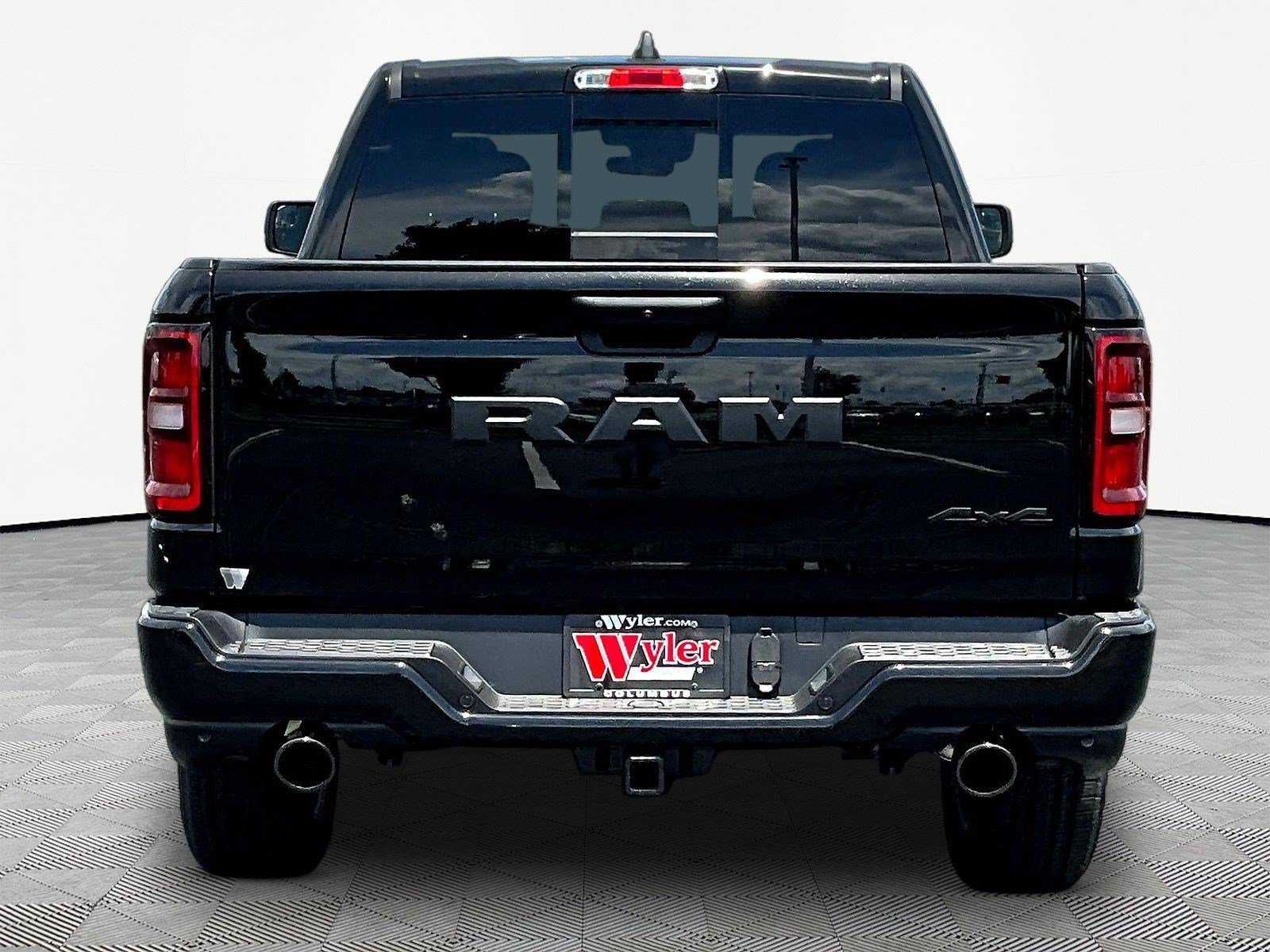 New 2026 RAM 1500 Express AWD/4WD image 5