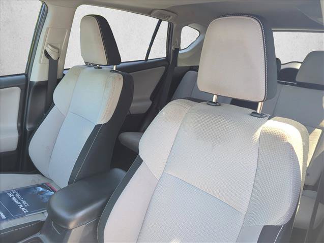 Used 2018 Toyota RAV4 XLE FWD image 18