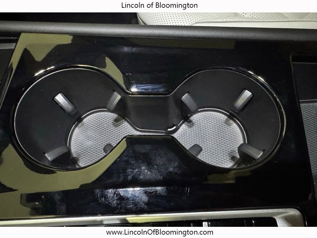 Used 2025 Volkswagen Atlas Cross Sport SEL Premium R-Line image 66