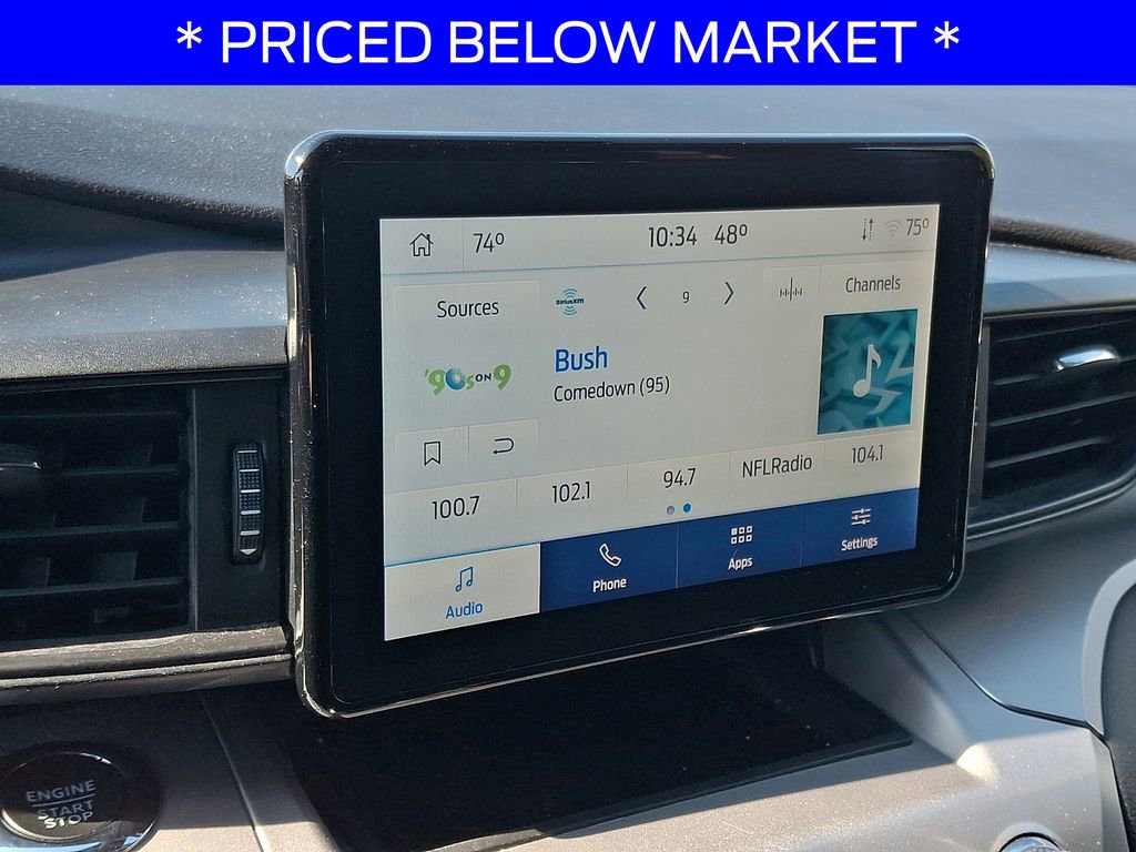 Used 2022 Ford Explorer XLT image 17