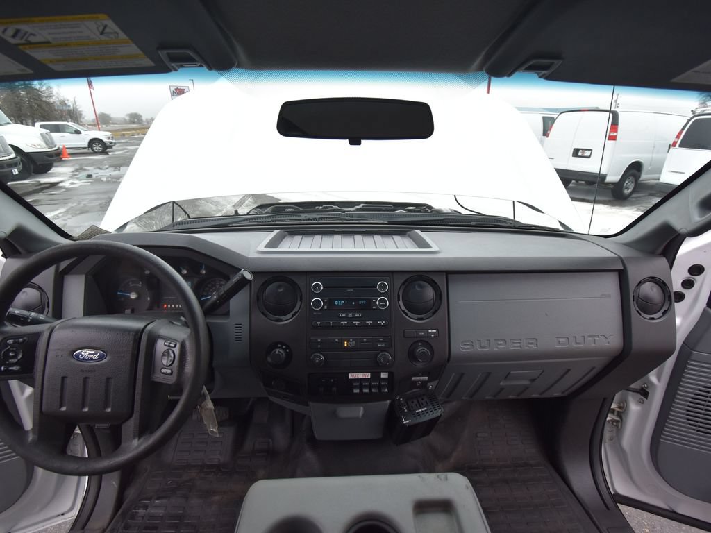 Used 2016 Ford F550 4x4 Regular Cab Super Duty image 25