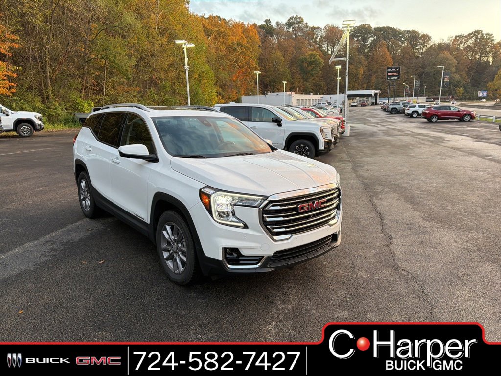 Used 2022 GMC Terrain SLT w/ Infotainment Package II