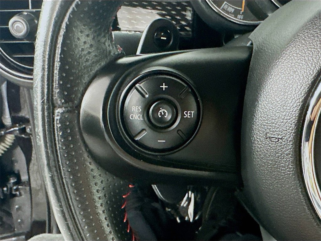 Used 2021 MINI Cooper S image 24