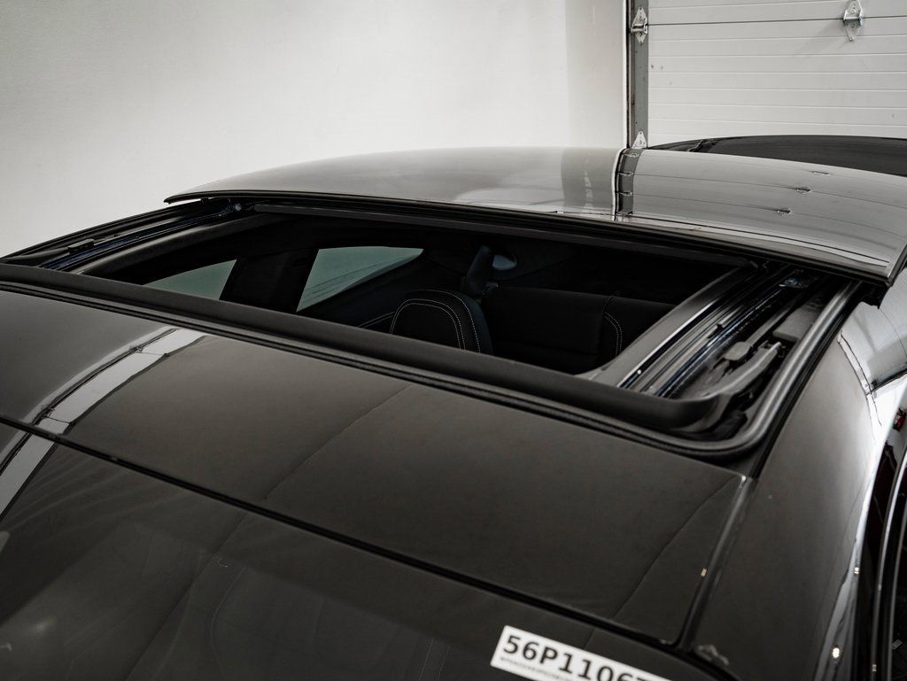 Used 2015 Porsche 911 Carrera image 25