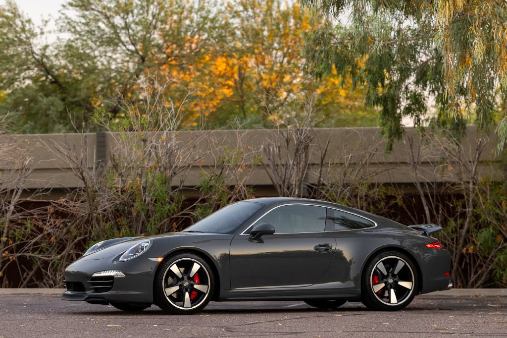 Used 2014 Porsche 911 50th Anniversary Edition RWD image 6