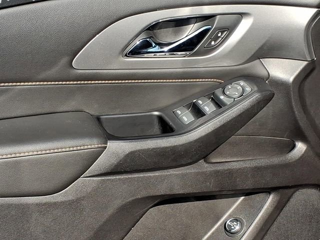 Used 2019 Chevrolet Traverse LT w/ LPO, Floor Liner Package AWD/4WD image 10