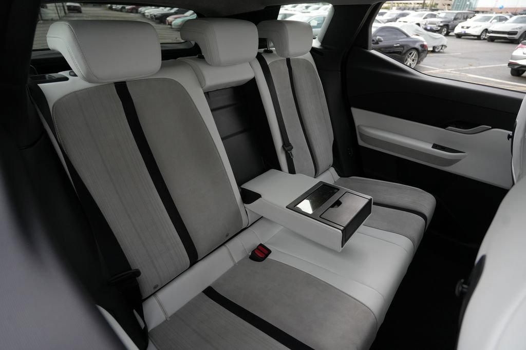 Used 2023 Fisker Ocean Extreme AWD/4WD image 28