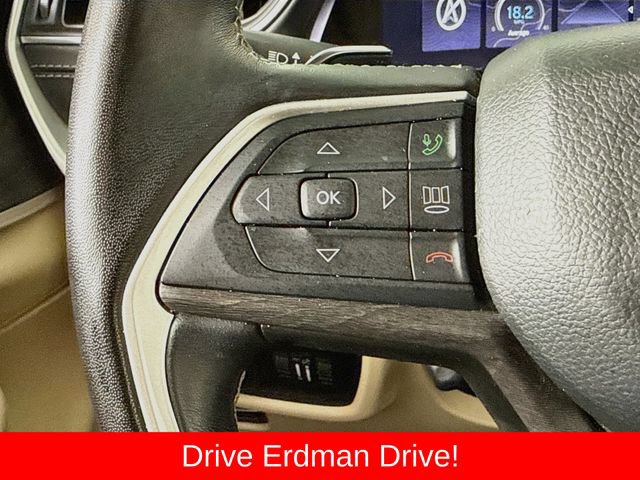 Used 2022 Jeep Grand Cherokee Limited w/ Luxury Tech Group II RWD image 13