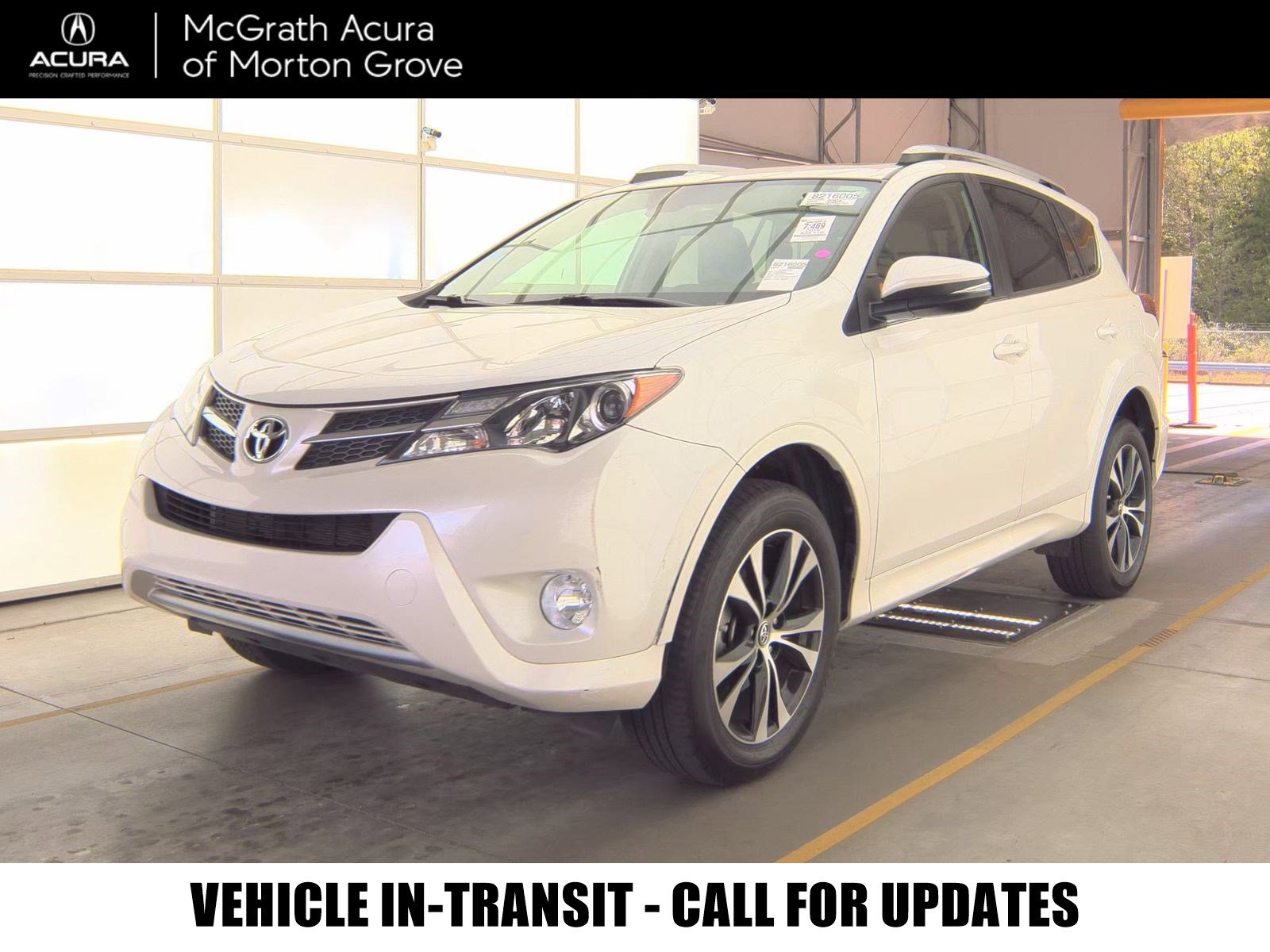 Used 2015 Toyota RAV4 Limited w/ Technology Package image 1