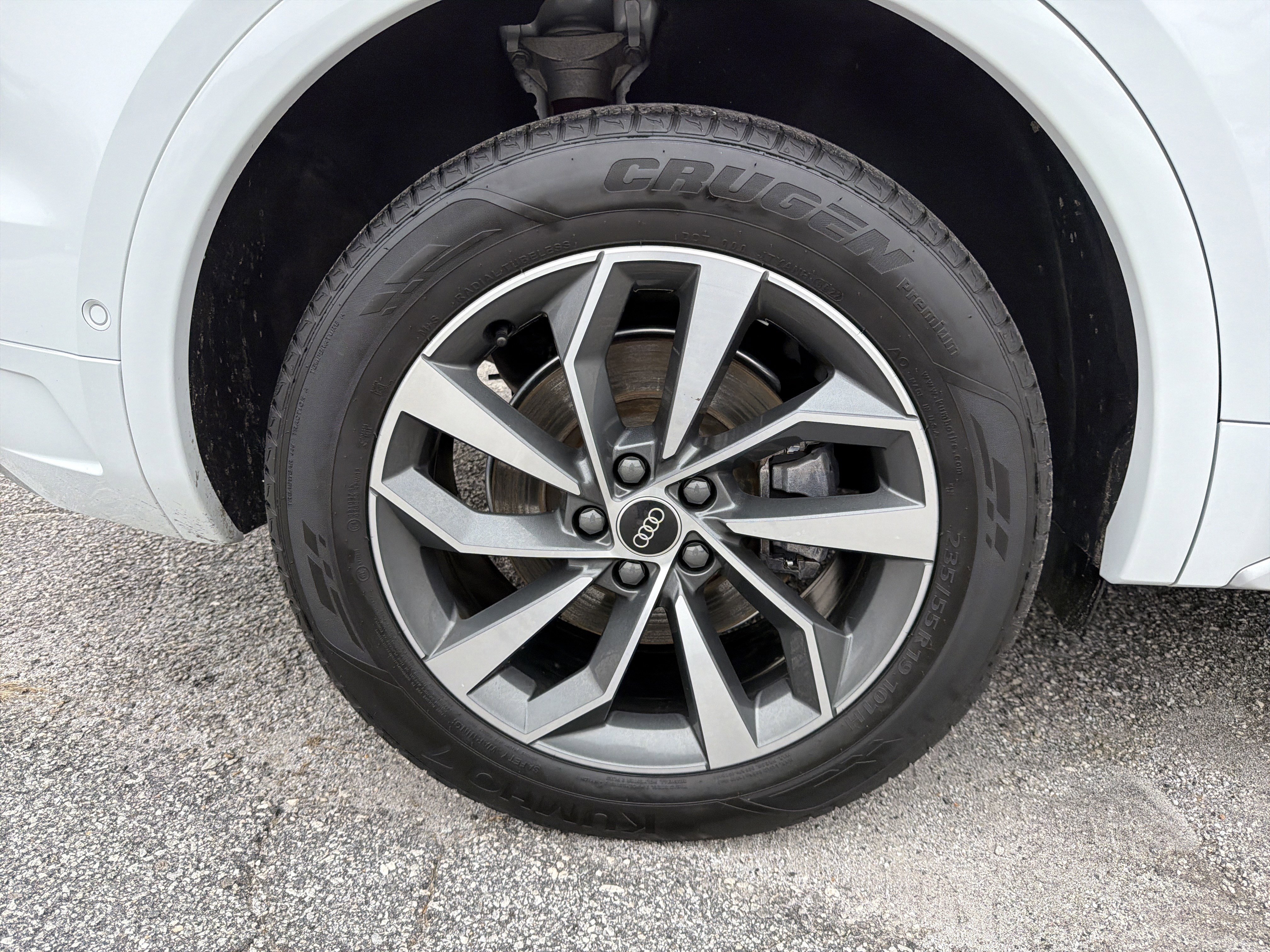 Used 2023 Audi Q5 2.0T Prestige w/ Prestige Package image 21