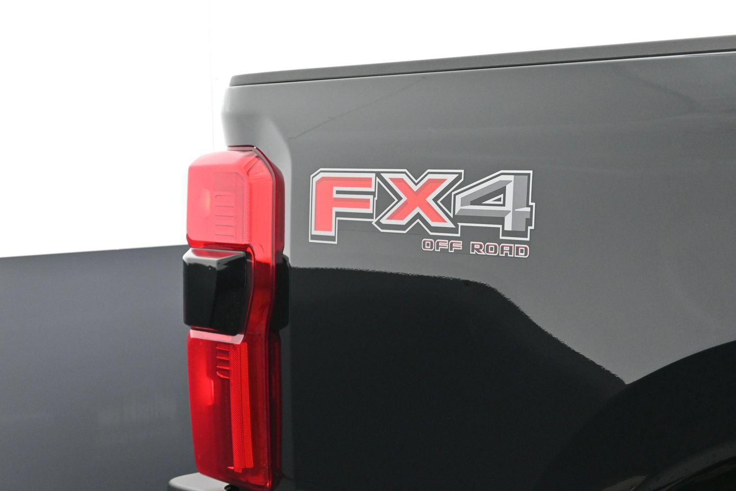 Used 2025 Ford F250 Lariat w/ Chrome Package AWD/4WD image 46