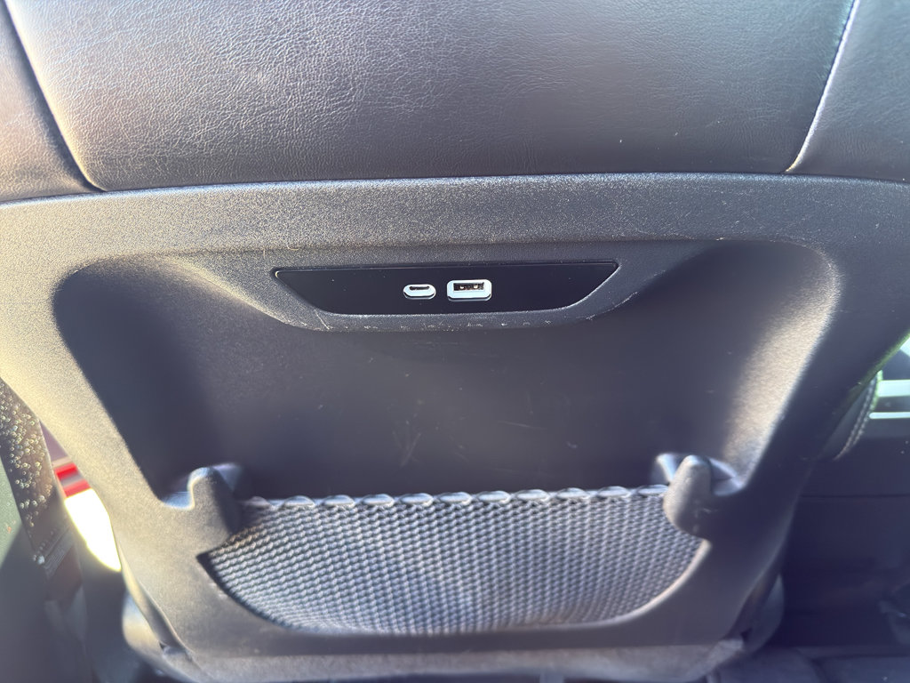 Used 2025 Chrysler Pacifica Select FWD image 30