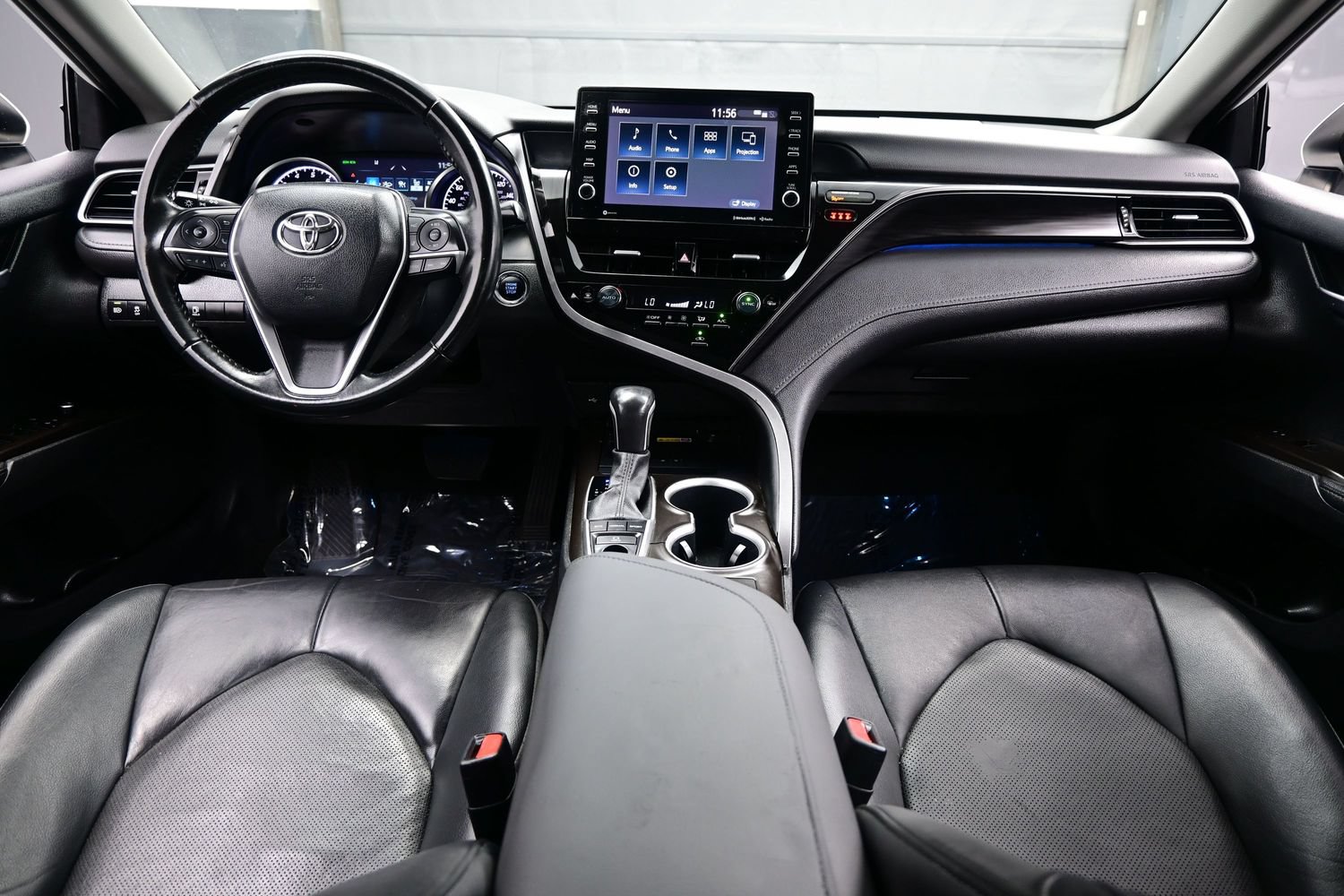Used 2023 Toyota Camry XLE FWD image 17