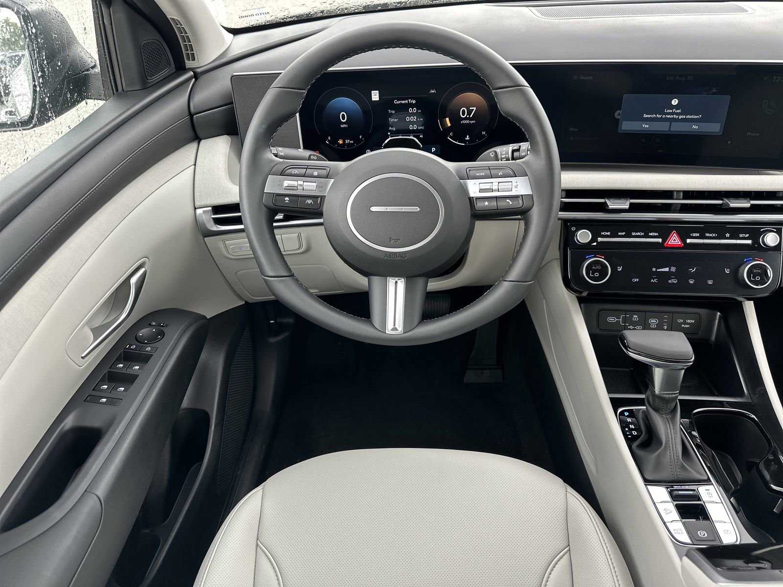 New 2025 Hyundai Tucson SEL image 13