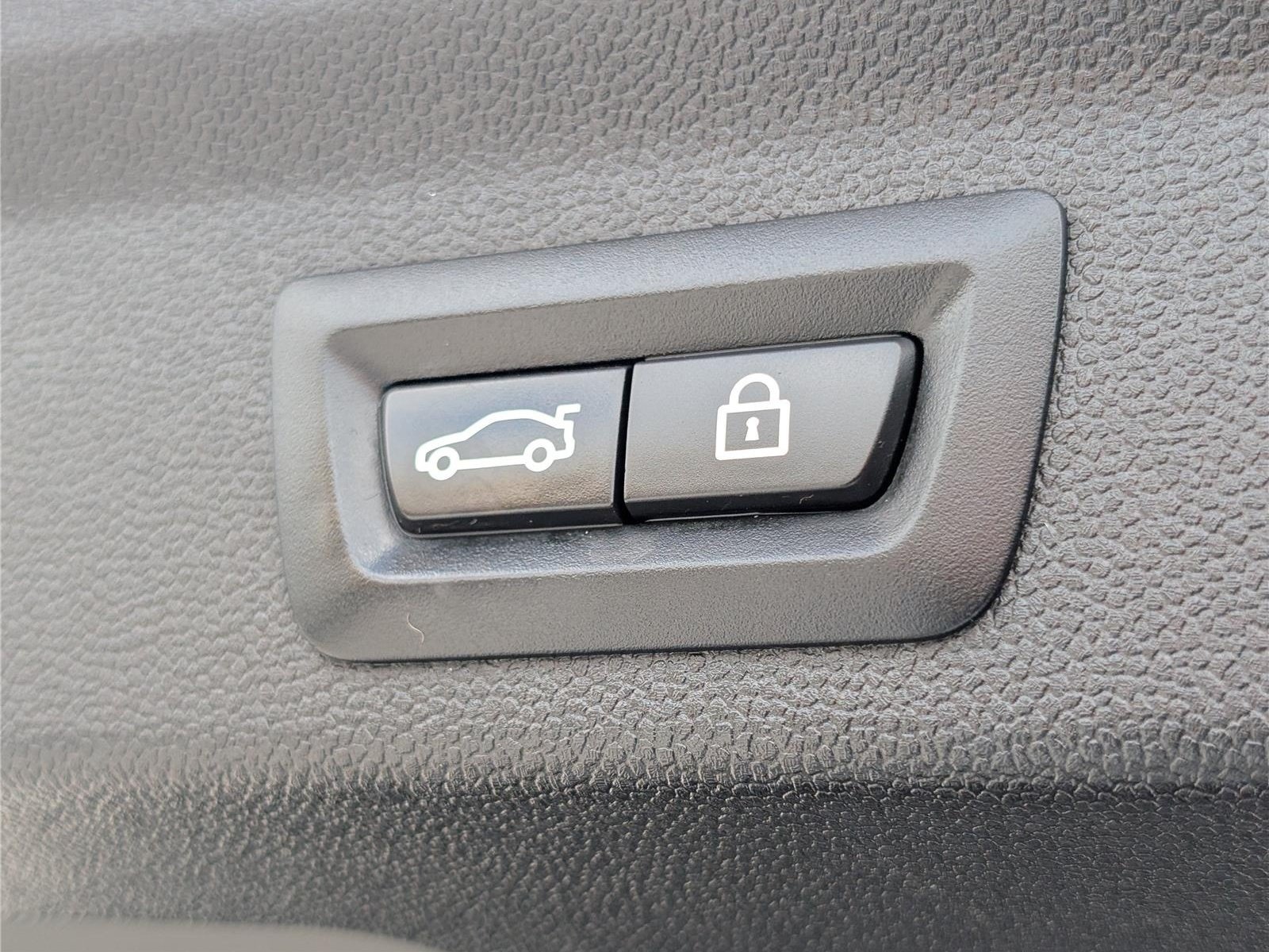 Used 2018 MINI Cooper Countryman FWD image 14