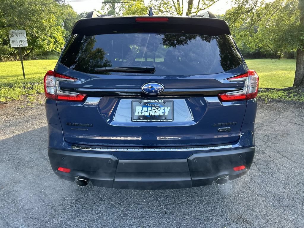 Certified 2025 Subaru Ascent Bronze Edition w/ Onyx Package AWD/4WD image 7