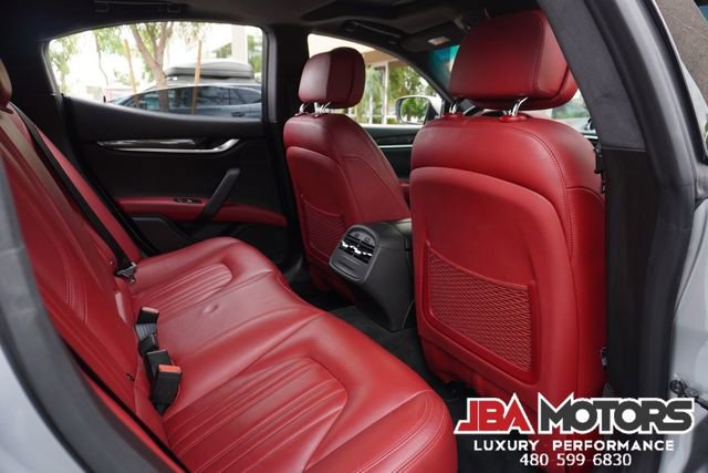 Used 2015 Maserati Ghibli RWD image 8