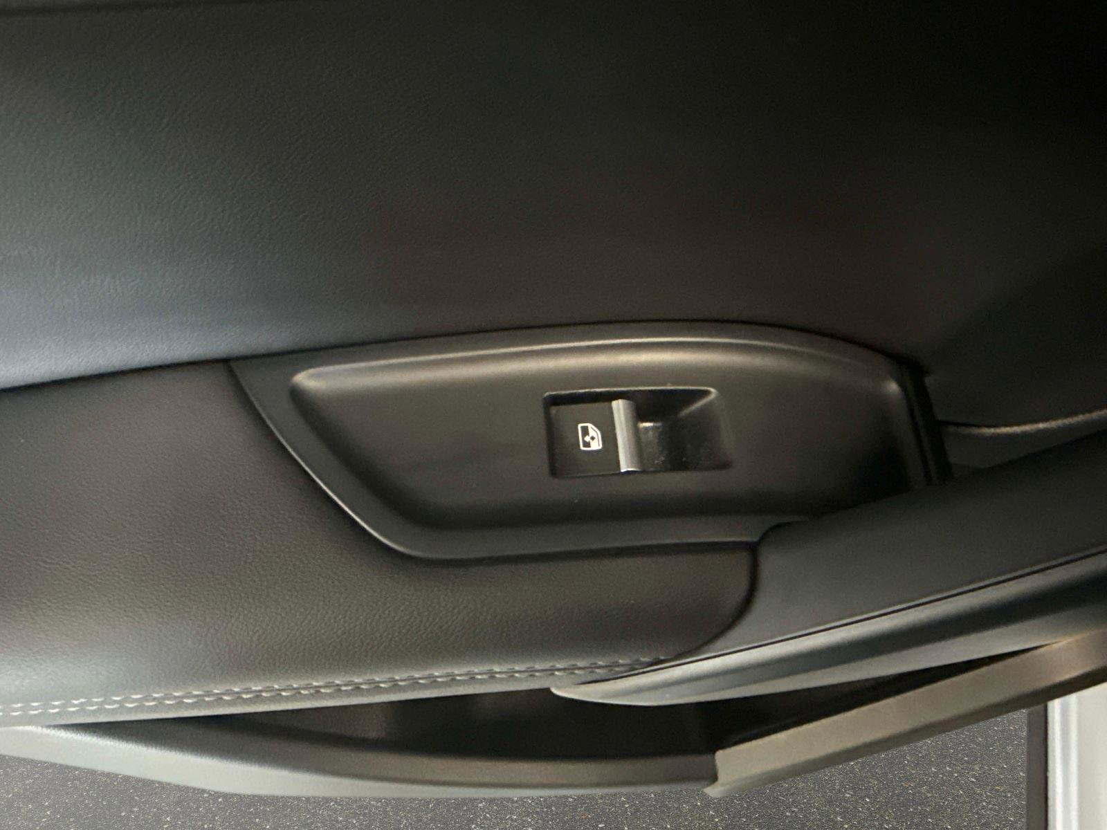 Used 2023 Audi Q5 Premium Plus w/ Premium Plus Package image 12