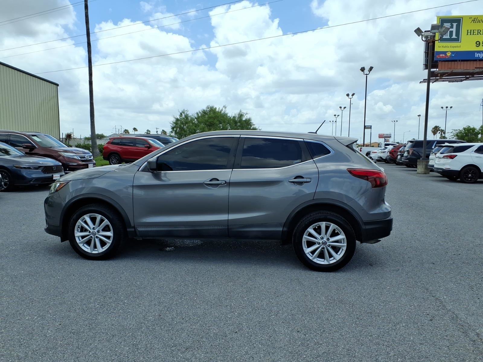 Used 2019 Nissan Rogue Sport S w/ Appearance Package FWD image 5