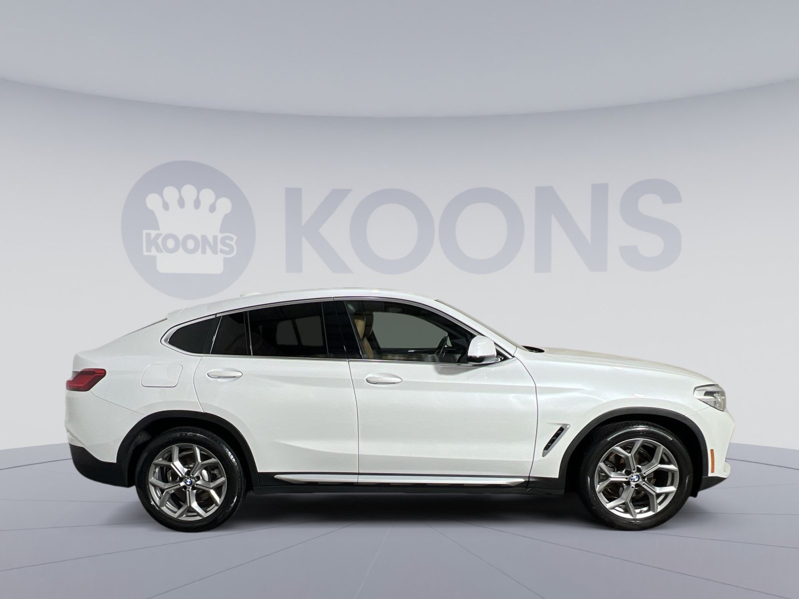 Used 2021 BMW X4 xDrive30i w/ Premium Package AWD/4WD image 8
