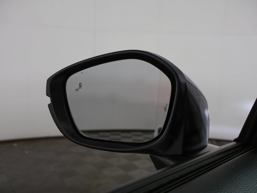 Used 2023 Honda Civic Touring image 39