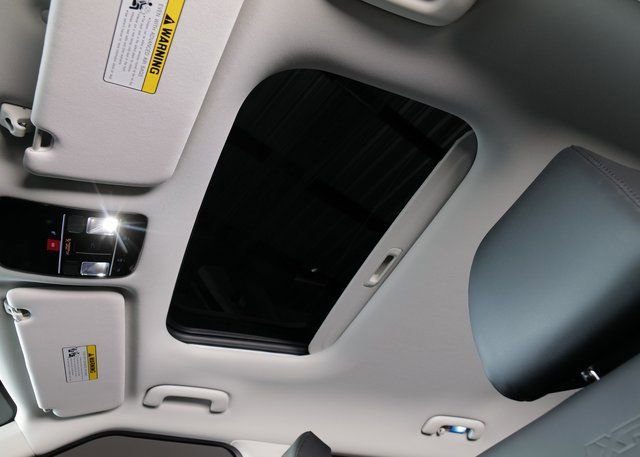 Used 2024 Hyundai Santa Fe XRT image 21