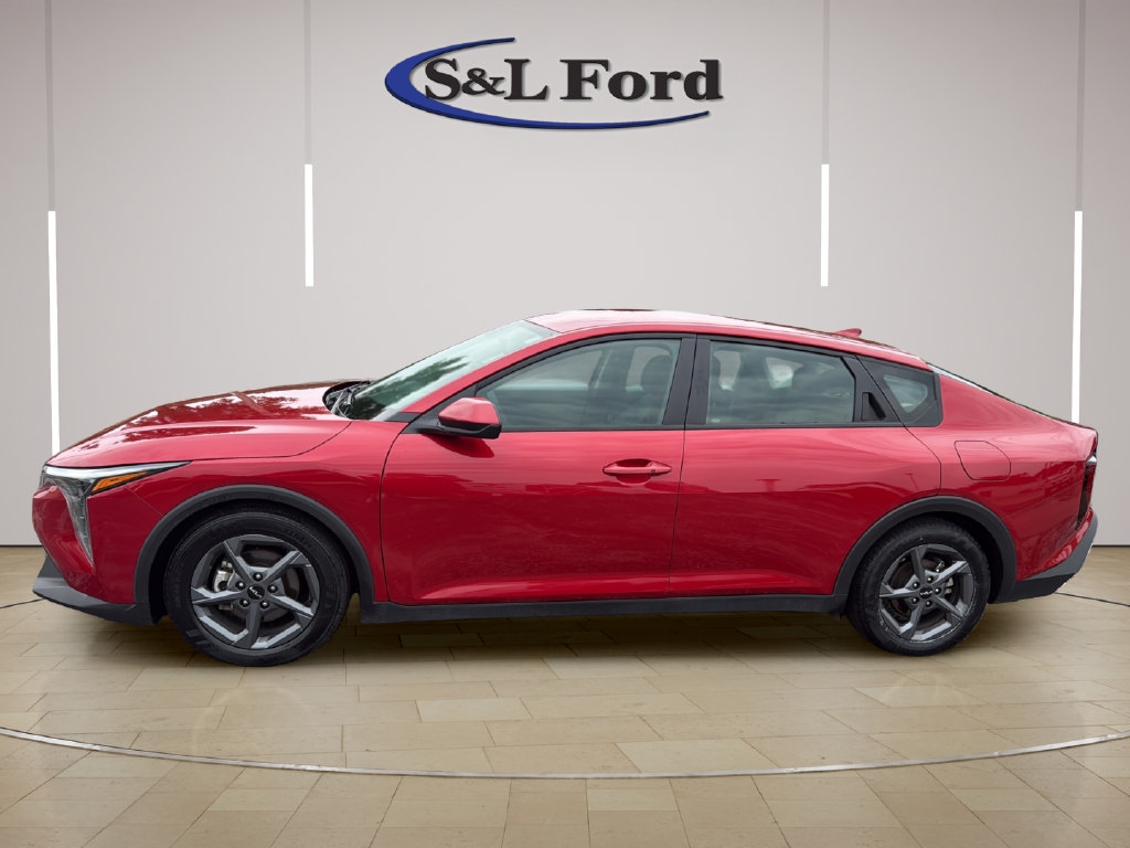 Used 2025 Kia K4 FWD image 3