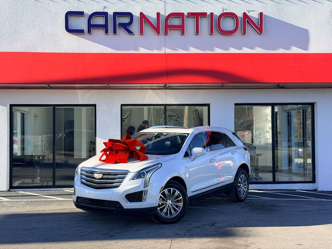 Used 2018 Cadillac XT5 Luxury image 2