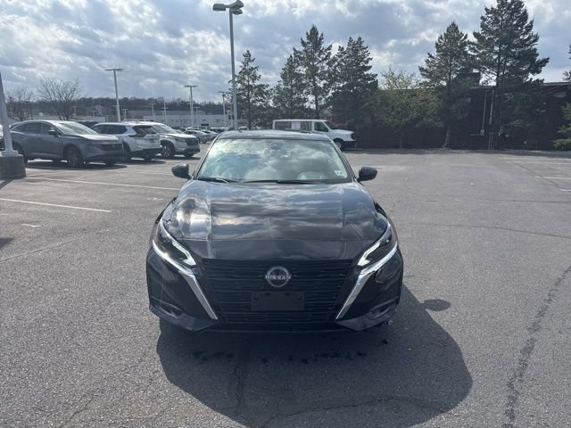 Certified 2024 Nissan Altima 2.5 SV w/ SV Premium Package image 2