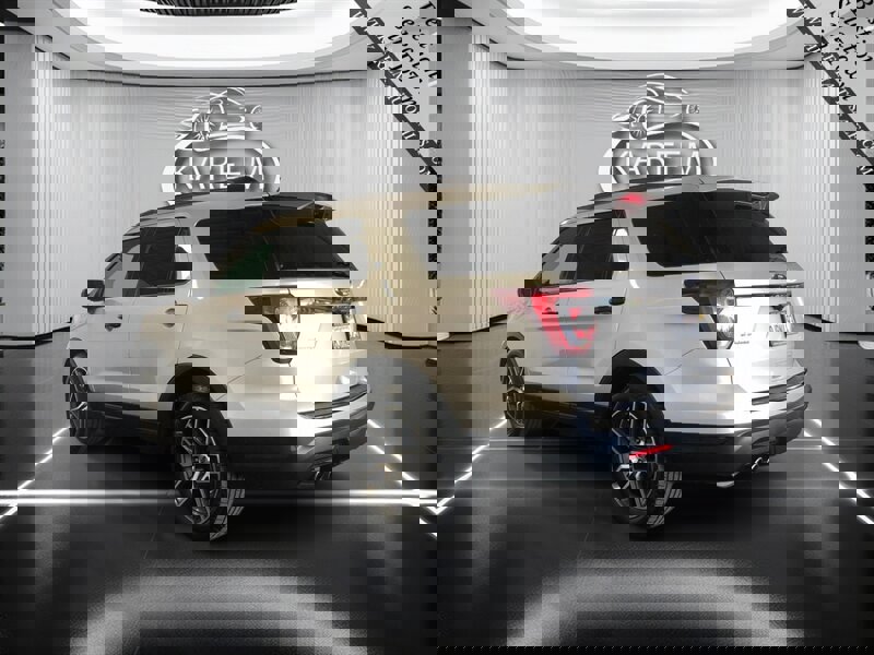 Used 2018 Ford Explorer Sport w/ Equipment Group 401A image 7