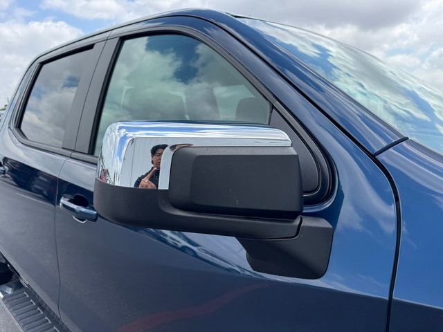 Used 2020 Chevrolet Silverado 1500 LT w/ Texas Edition image 36