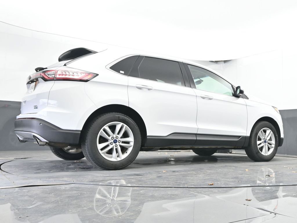 Used 2017 Ford Edge SEL w/ Equipment Group 201A AWD/4WD image 50