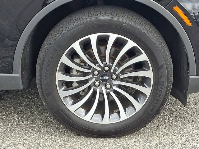 Used 2023 Lincoln Aviator AWD w/ Premium Package image 28