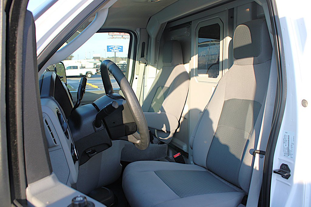Used 2025 Ford E-350 and Econoline 350 Super Duty w/ Ambulance Prep Package RWD image 27