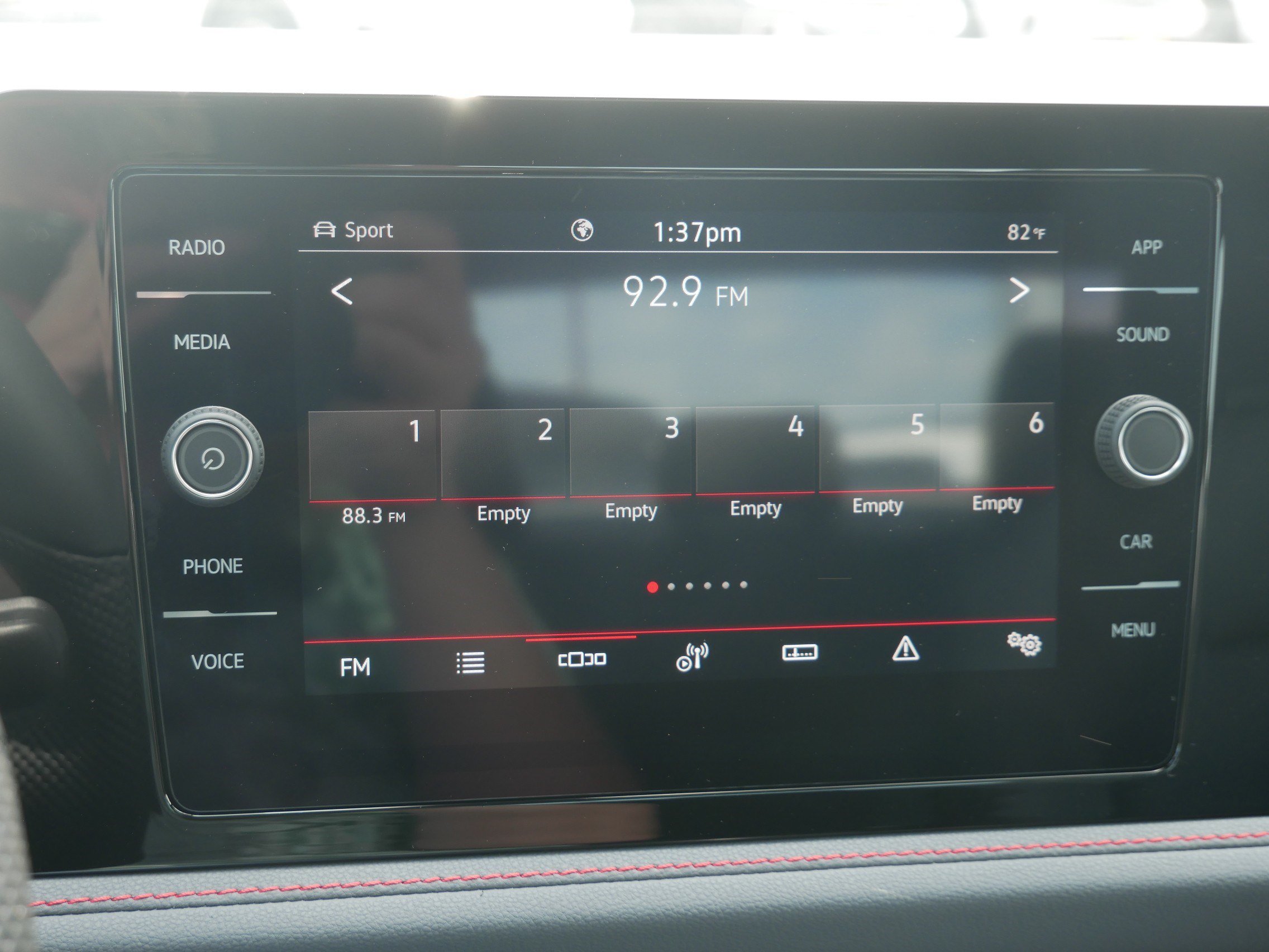 New 2026 Volkswagen Jetta GLI Autobahn FWD image 8