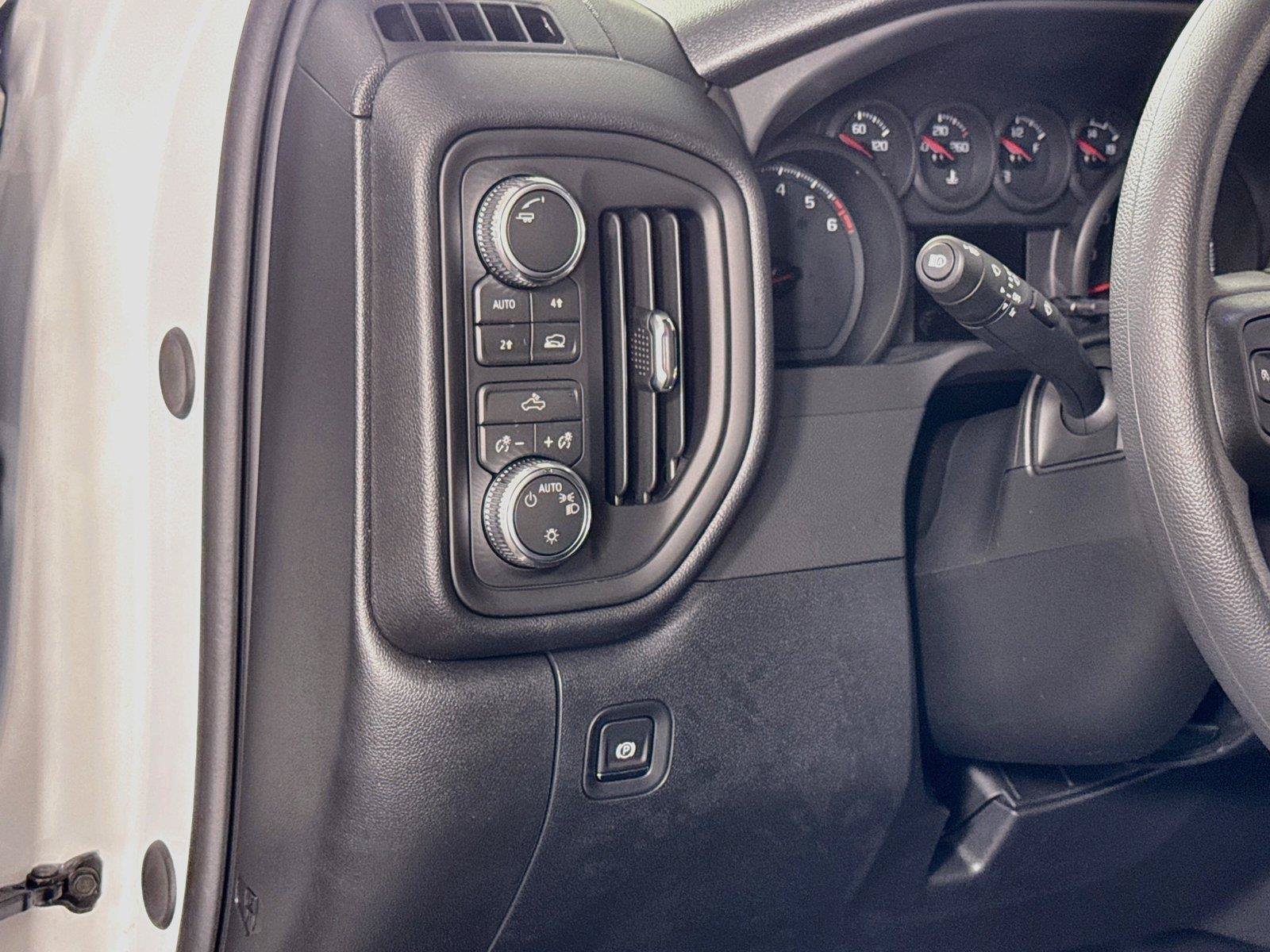 New 2026 GMC Sierra 1500 Pro w/ Graphite Edition AWD/4WD image 4