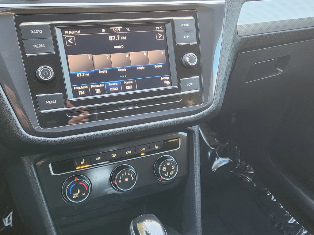Certified 2024 Volkswagen Tiguan S AWD/4WD image 20